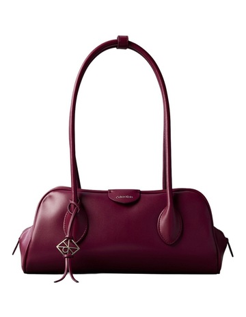 Alluring Pink colour