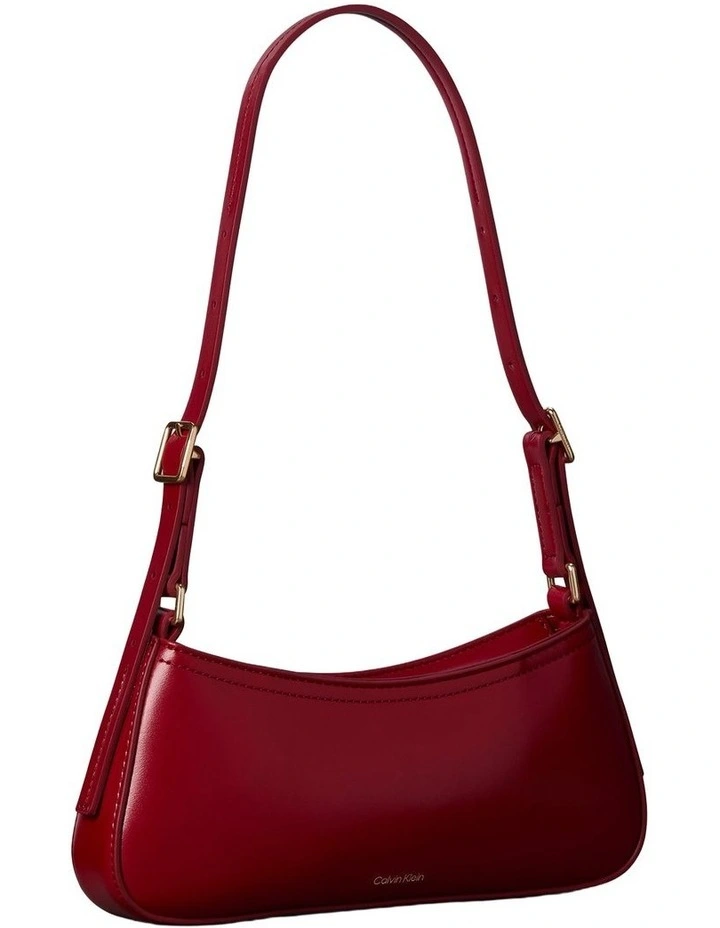 Shoulder Bag in Bordeaux image 2