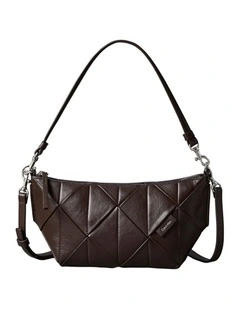 Woven Shoulder Bag in Brown
