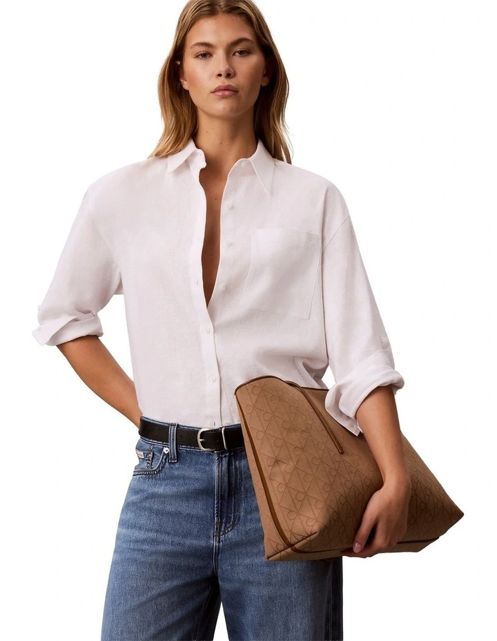 Emblem Aop Tote Bag in Cornstalk image 4