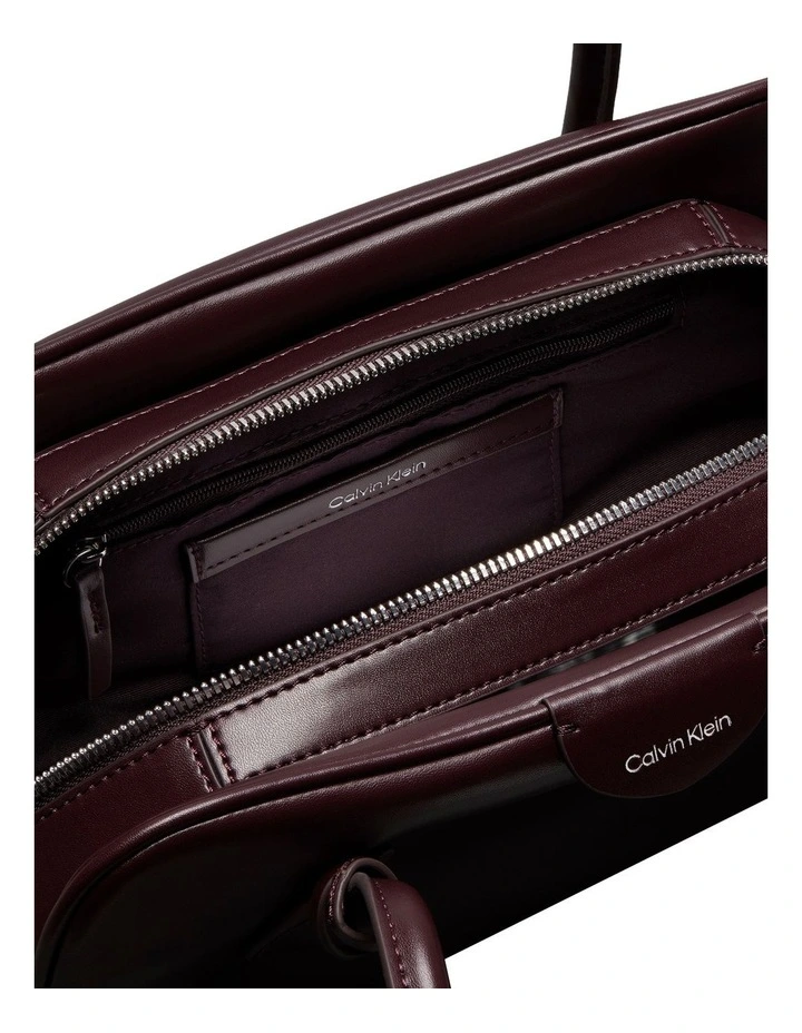Emblem Trio Shoulder Bag in Fudge image 3