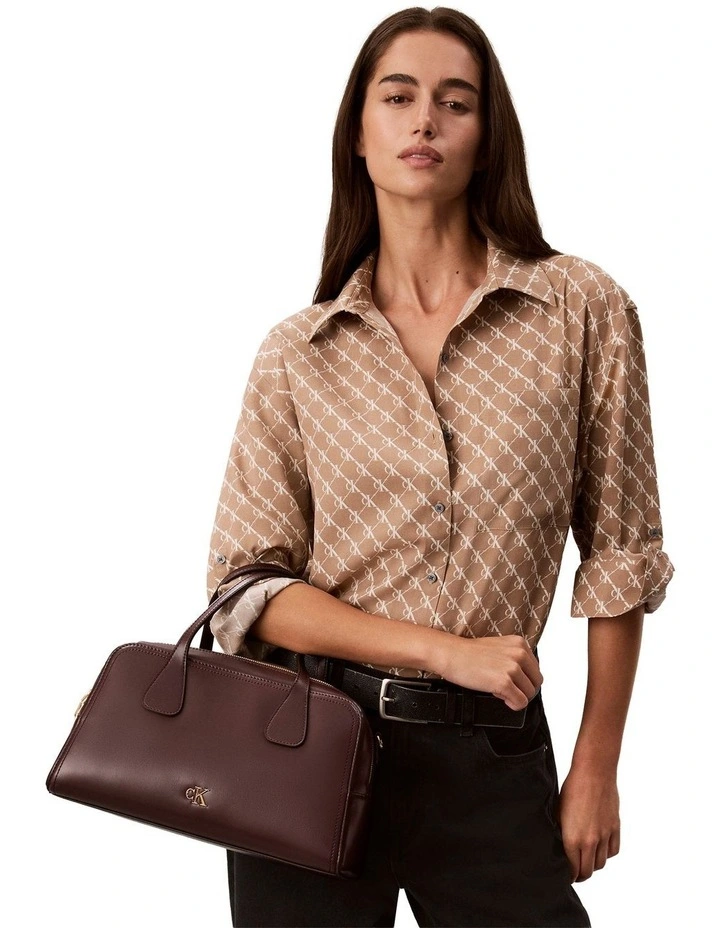 Convertible Medium Bowling Bag in Fudge image 4