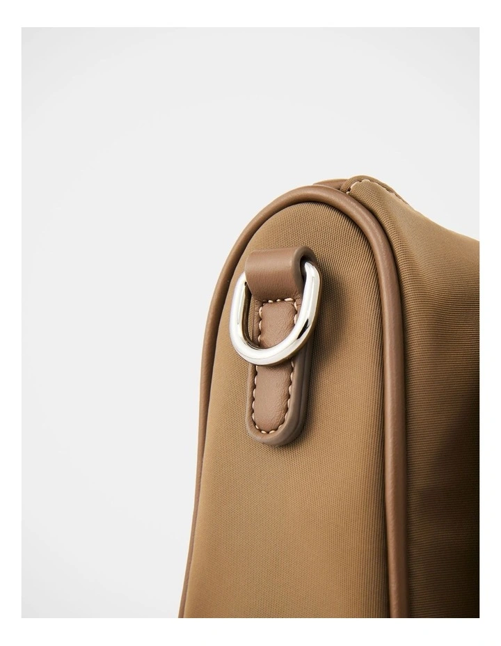The Hunter Kia Cross Body Bag in Taupe image 5