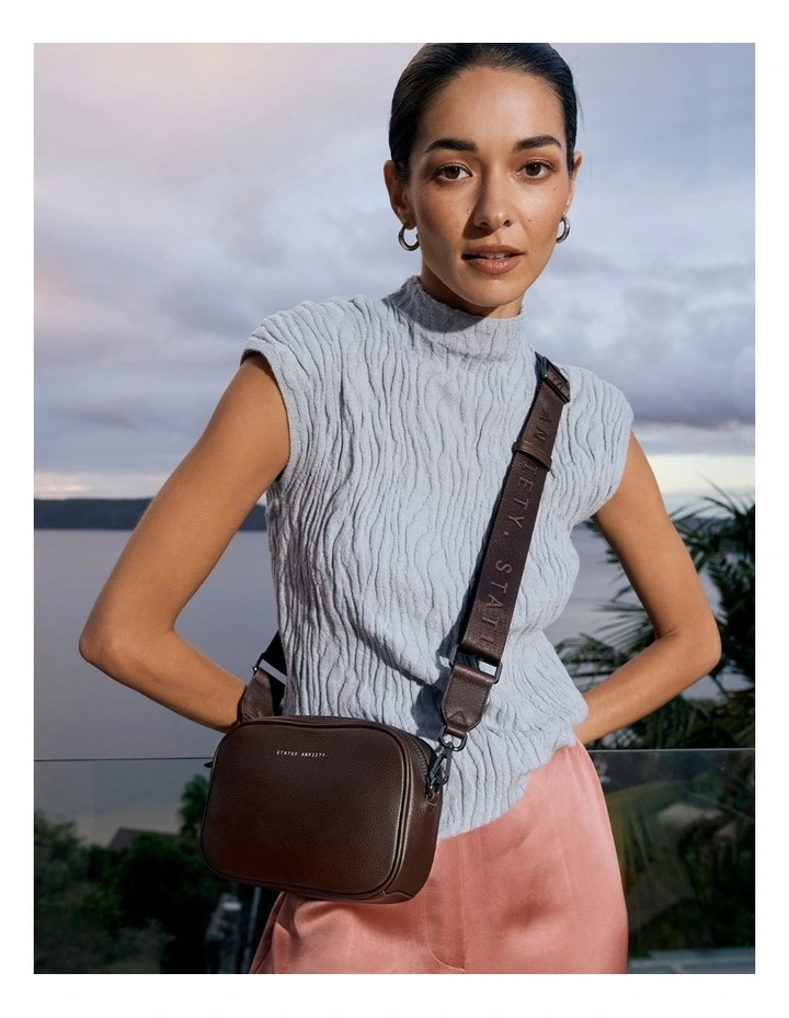 Plunder with Webbed Strap Crossbody Bag in Cocoa image 6