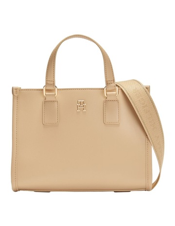 Taupe colour