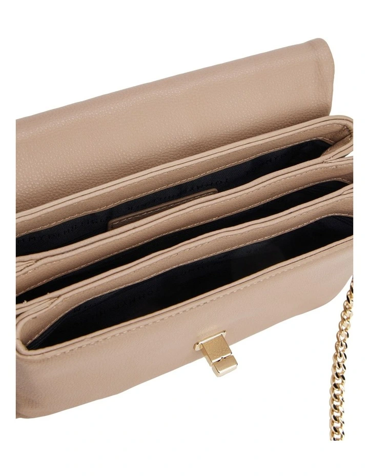 Modern Chain Strap Mini Crossover Bag in Beige image 3