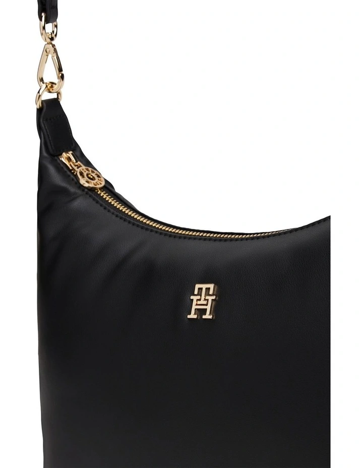 Popette Soft Shoulder Bag in Black image 4