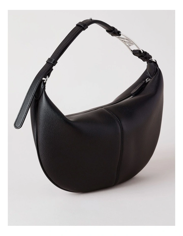 Polly Shoulder Bag in Black image 4