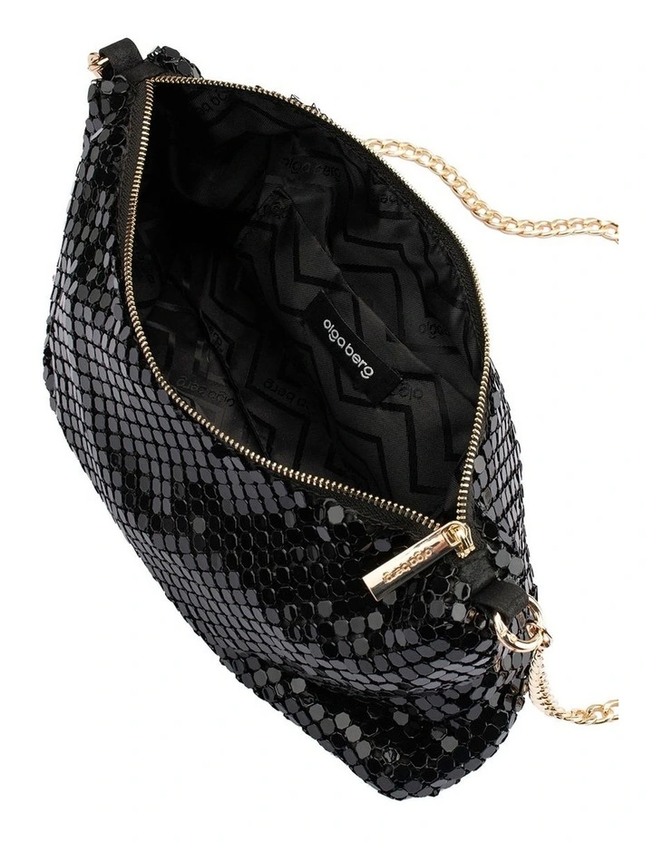 Daphne Mesh Clutch Bag in Black image 5
