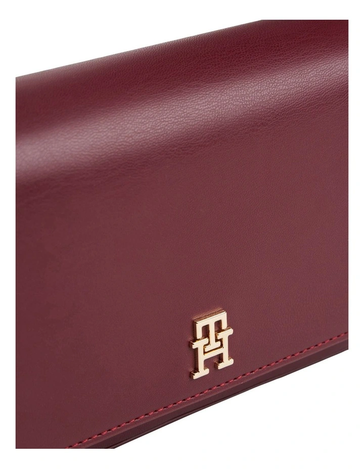 Convertible Crossbody Bag in Red image 4