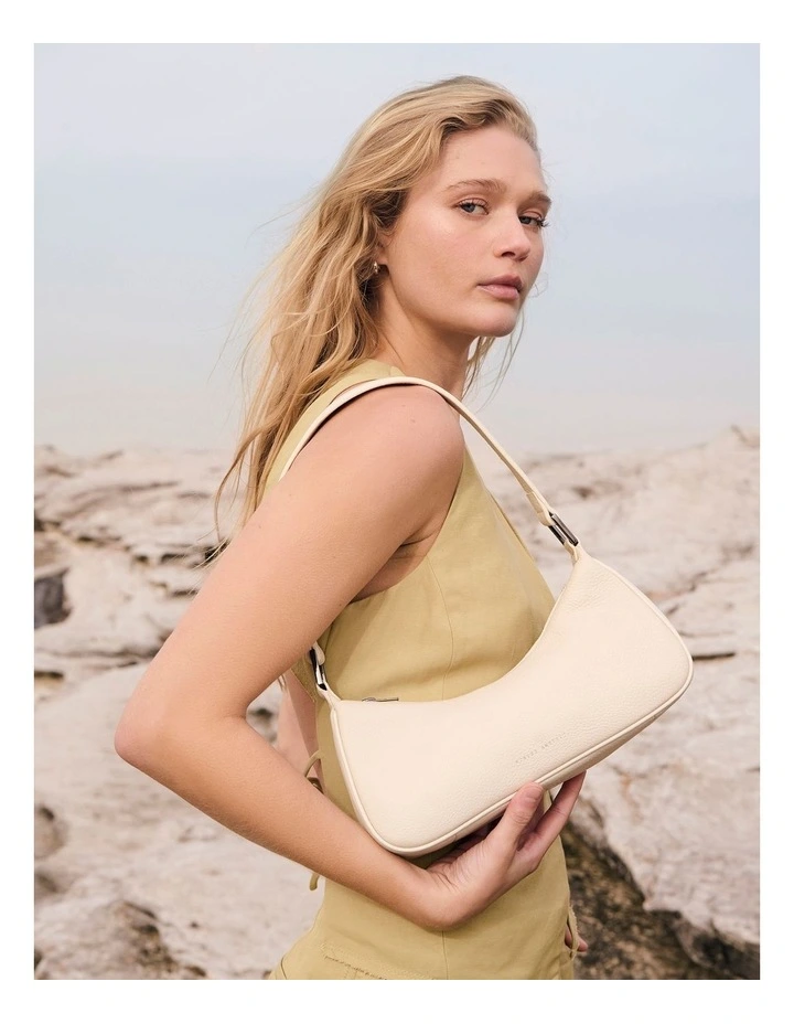 Not That Simple Shoulder Bag in Chalk image 7