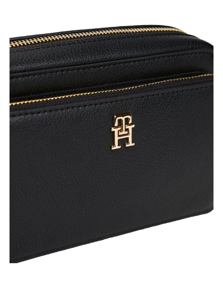 Icon Camera Crossbody Bag in Black image 4