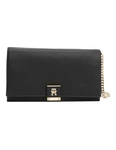 Her Chain Crossover Crossbody Bag in Black