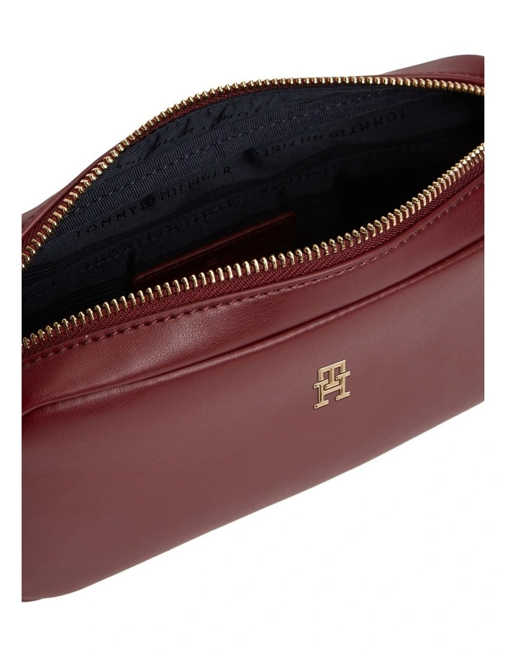 Essential Crossbody Bag in Red image 3