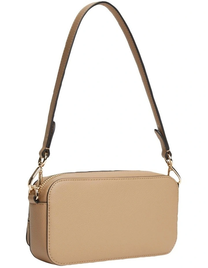 Daily Crossbody Bag in Beige image 2
