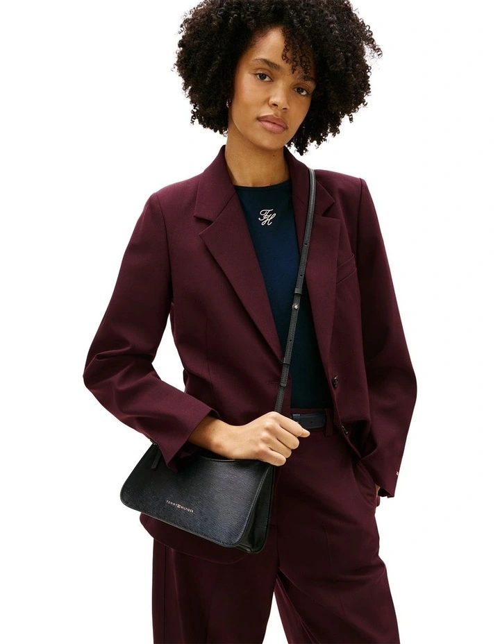 Modern Crossbody Bag in Black image 2