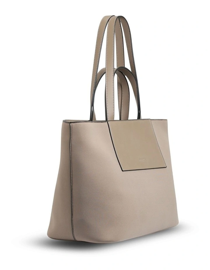 The Blake Tote Bag in Mushroom image 3