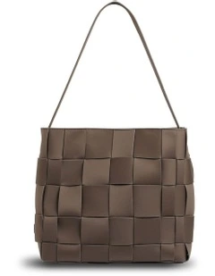 The Scarlett Shoulder Bag in Cocoa