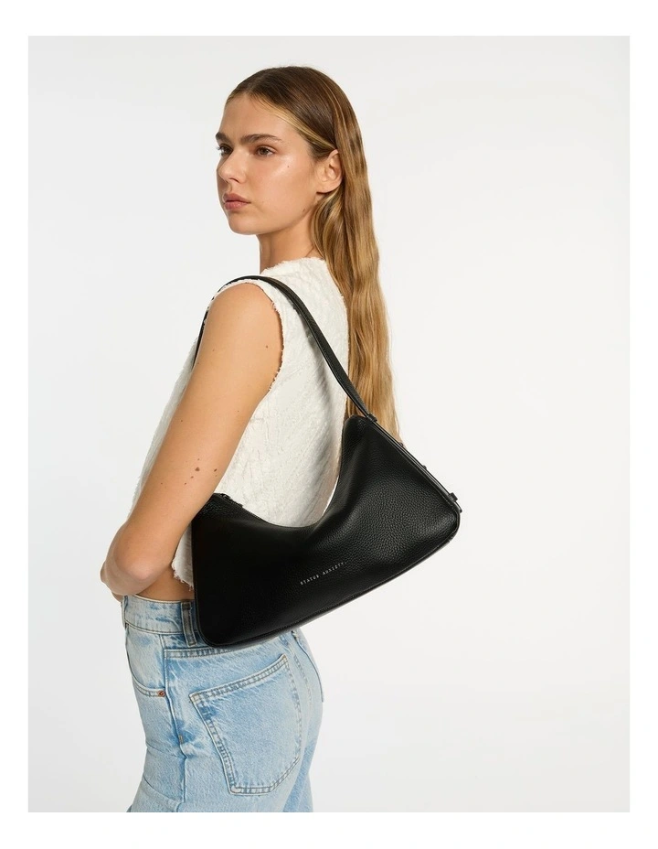 Hideout Shoulder Bag in Black image 5
