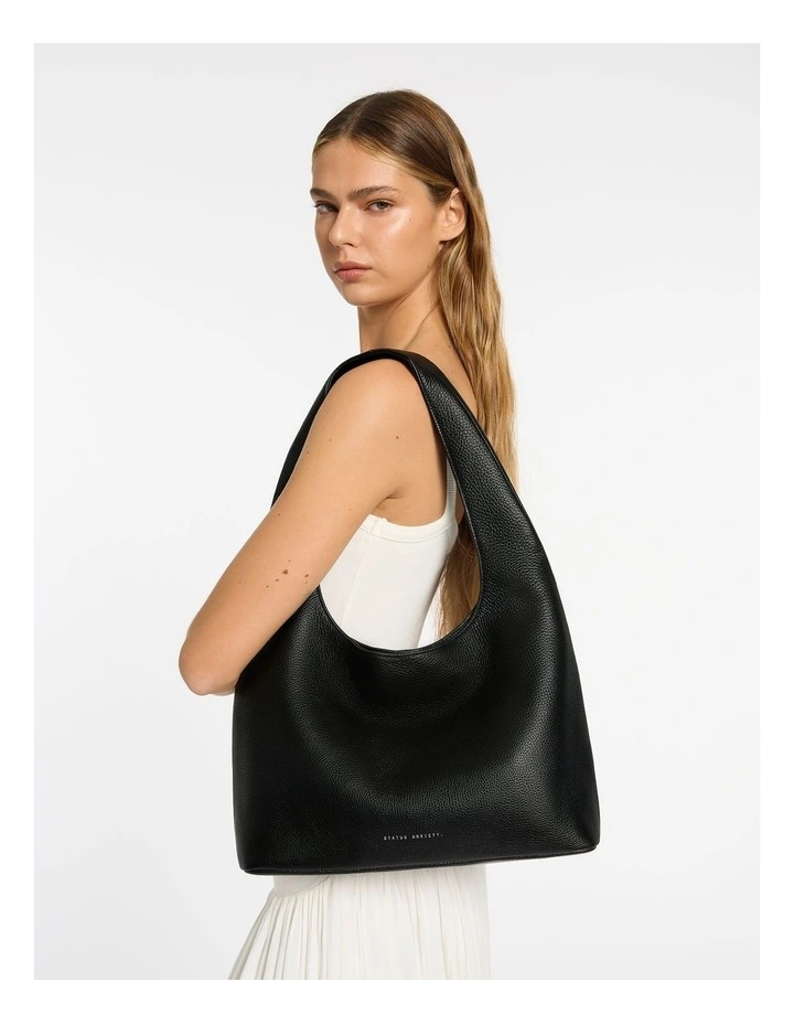 Solstice Shoulder Bag in Black image 5
