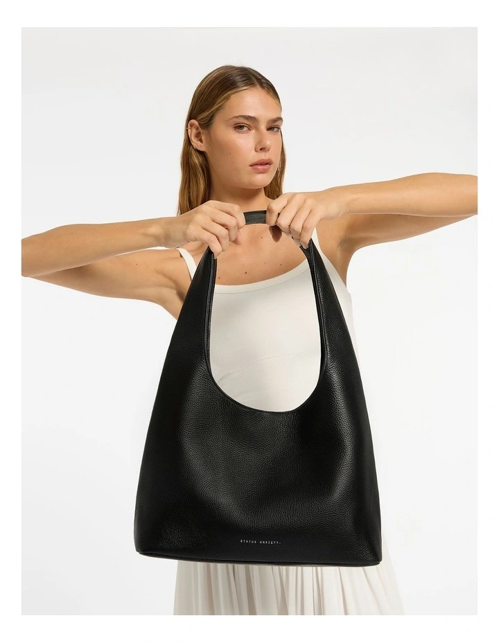 Solstice Shoulder Bag in Black image 6