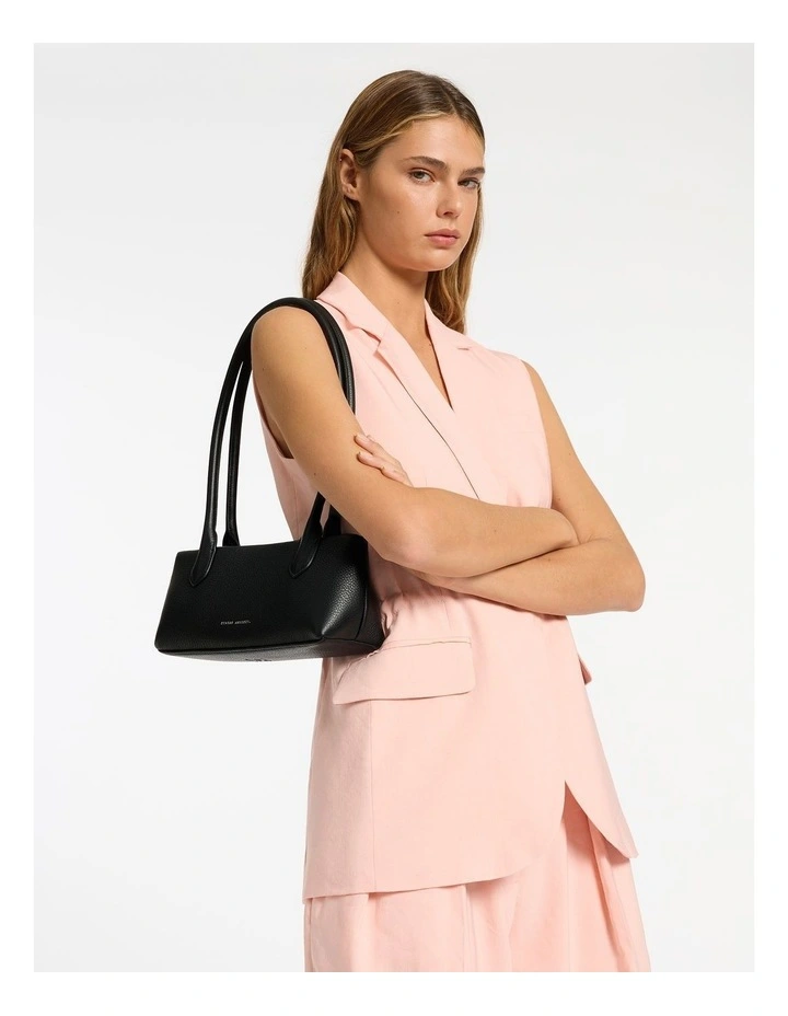 The Lost Shoulder Bag in Black image 2