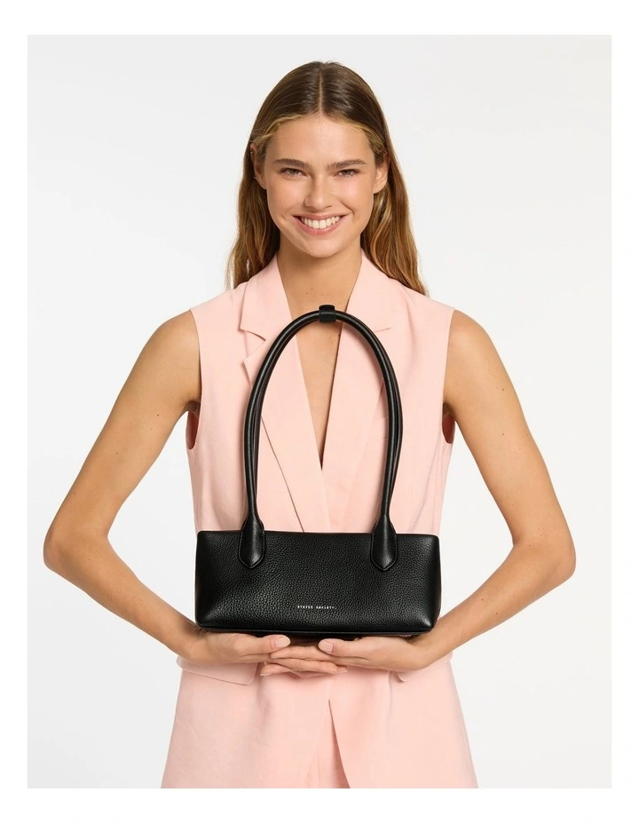 The Lost Shoulder Bag in Black image 6