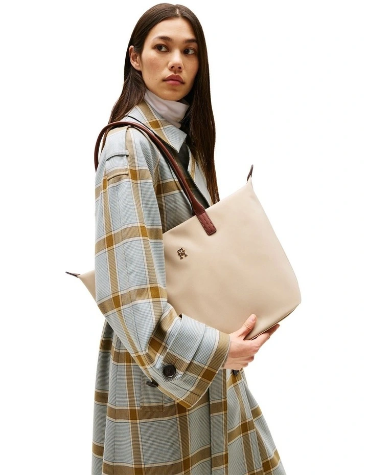 Popette Tote Bag in Beige image 2