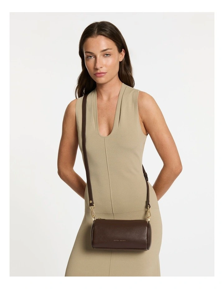 Sunblind Shoulder Bag in Cocoa/Brushed Gold image 5