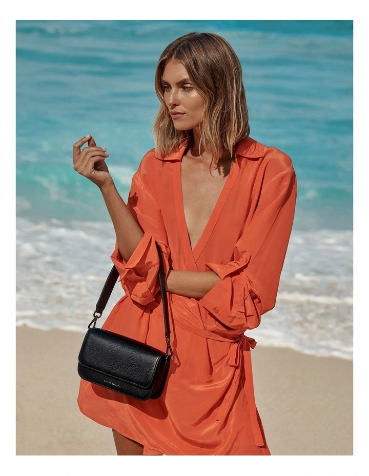 Lost In The Light Shoulder Bag in Black image 7