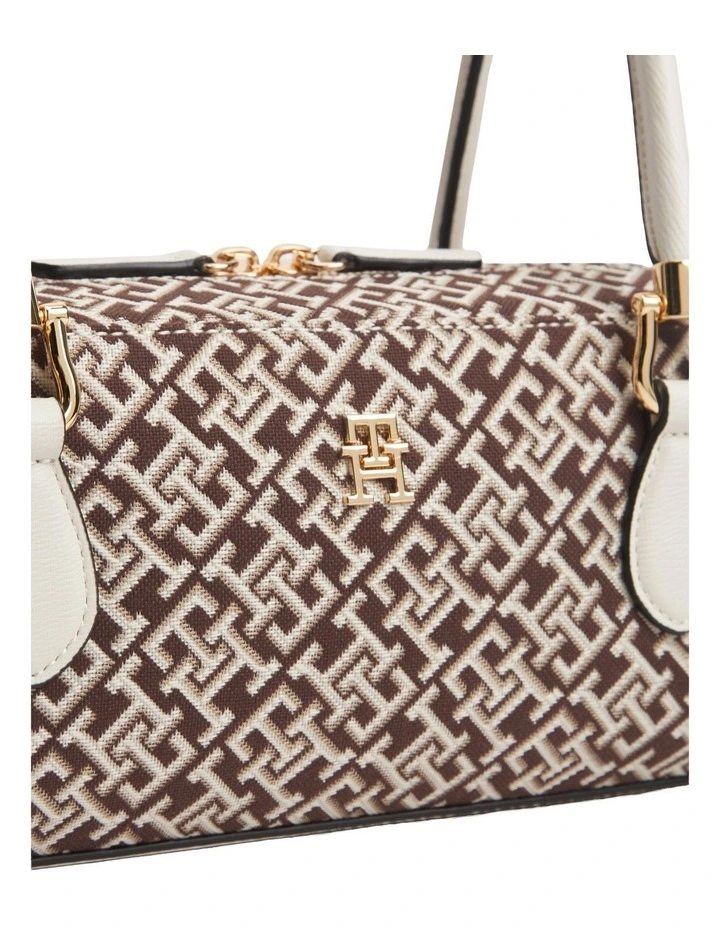 Textile Jacquard Rectangular Shoulder Bag in Neutral image 2