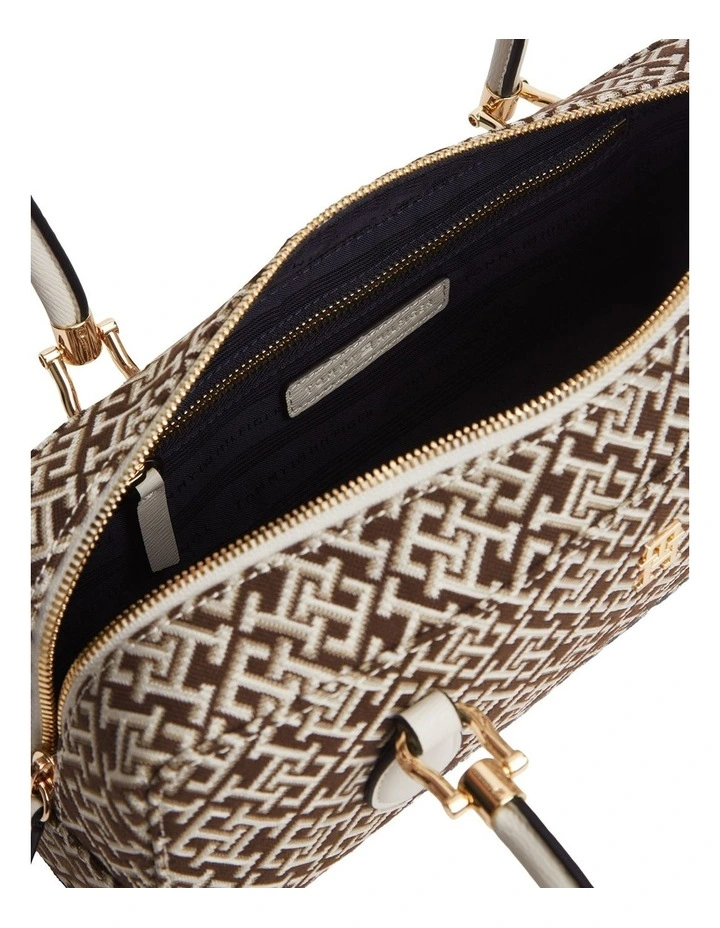 Textile Jacquard Rectangular Shoulder Bag in Neutral image 3