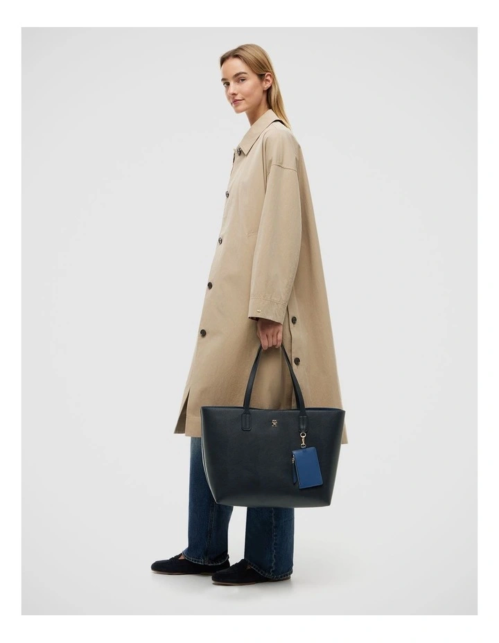 Hilfiger Icon TH Monogram Tote Bag in Navy image 5