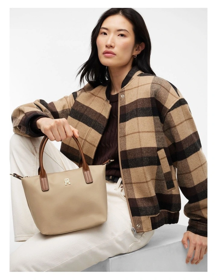 Popette Crossbody Tote Bag in Beige image 2