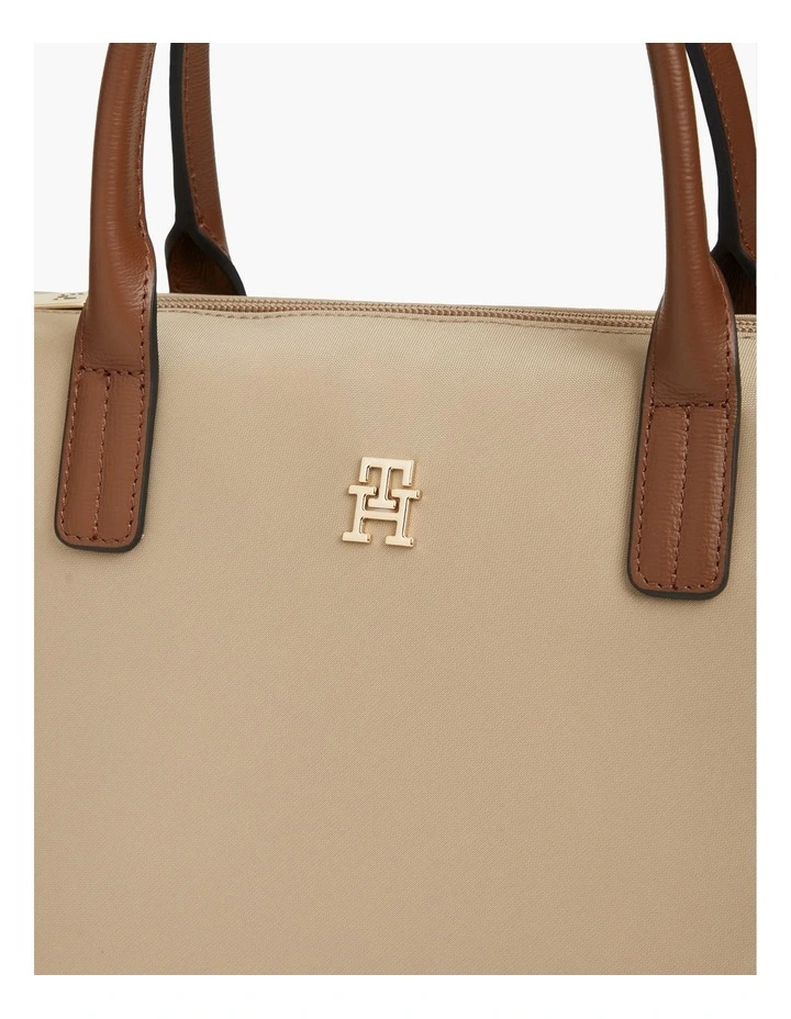 Popette Crossbody Tote Bag in Beige image 3