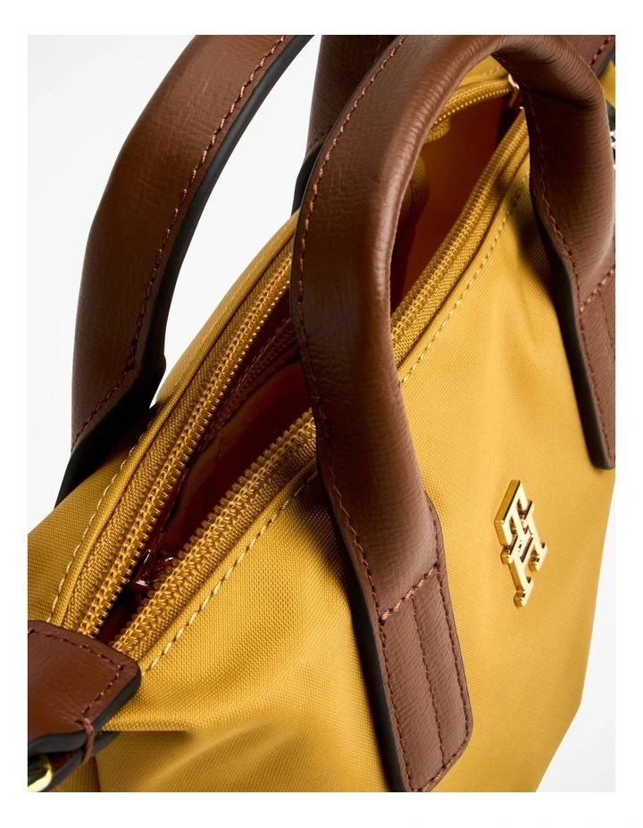Popette Crossbody Tote Bag in Gold image 3