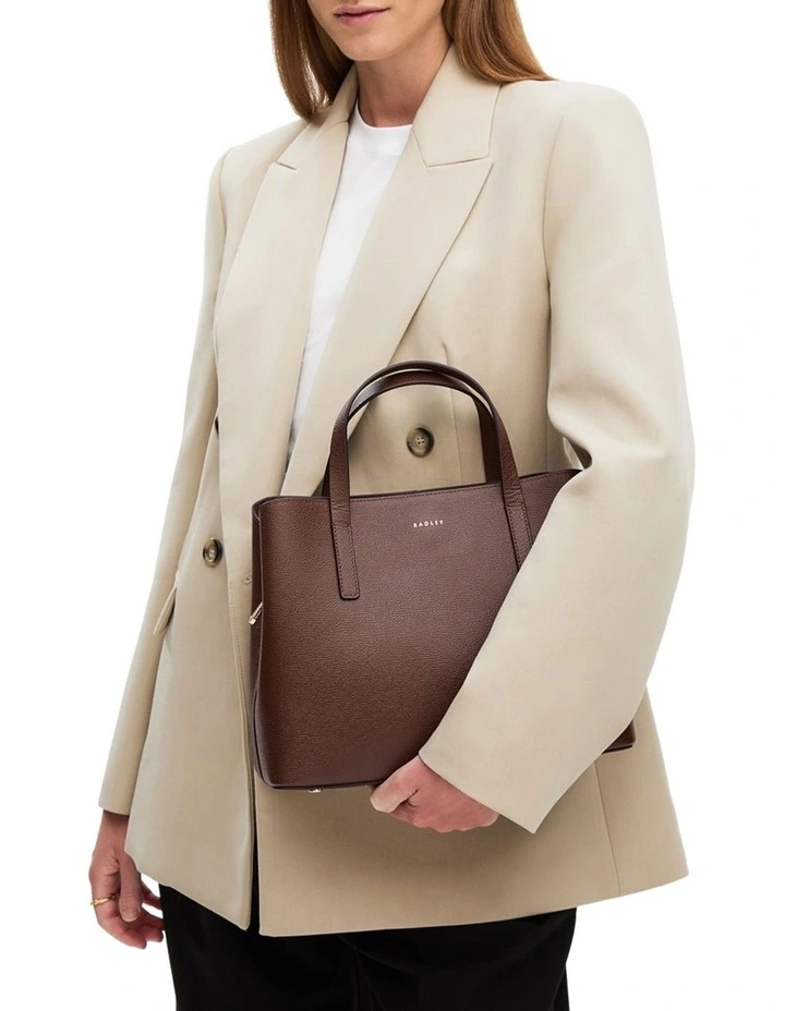 Dukes Place Texture Medium Tote Bag in Chocolate image 4