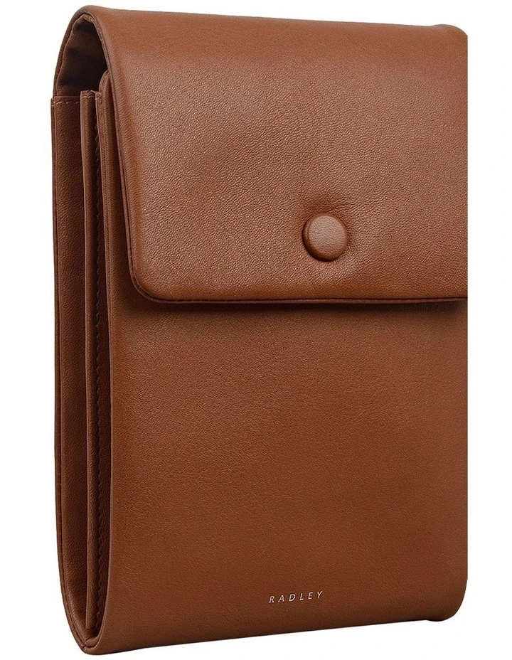 Mellow Street Medium Phone Crossbody Bag in Toffee image 3