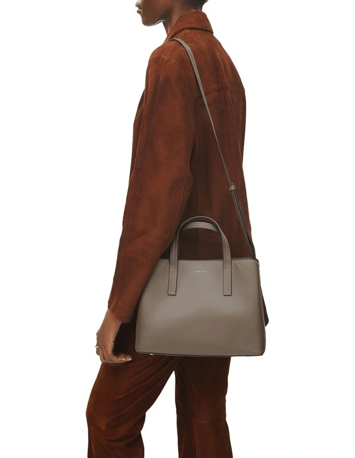 Dukes Place Faux Croc Tote Bag in Coffee image 4