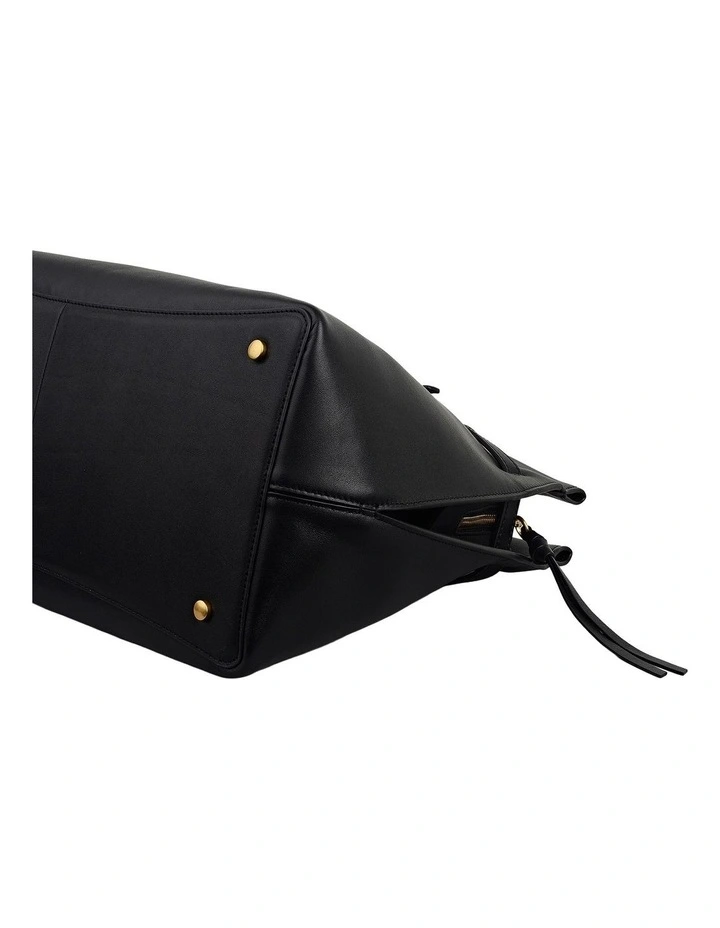 The Christina Shoulder Bag in Black image 4