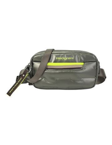 Snug 2 In 1 Crossbody Bag in Grey