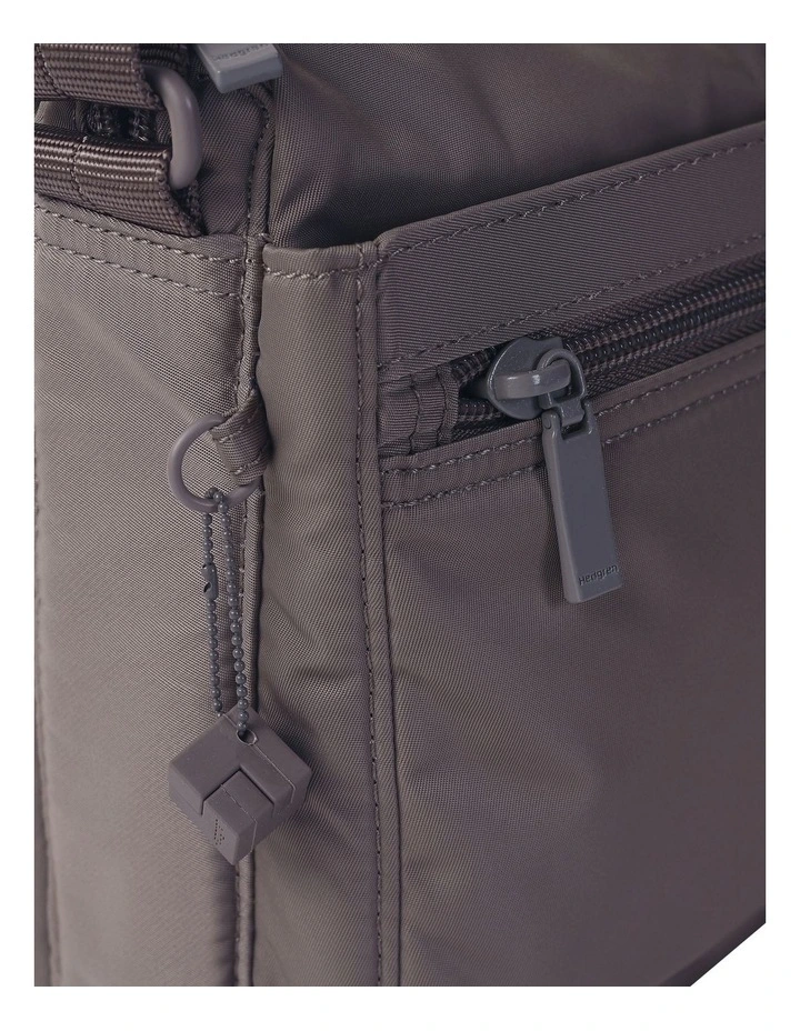 Eye Medium Crossbody Bag in Stone image 2