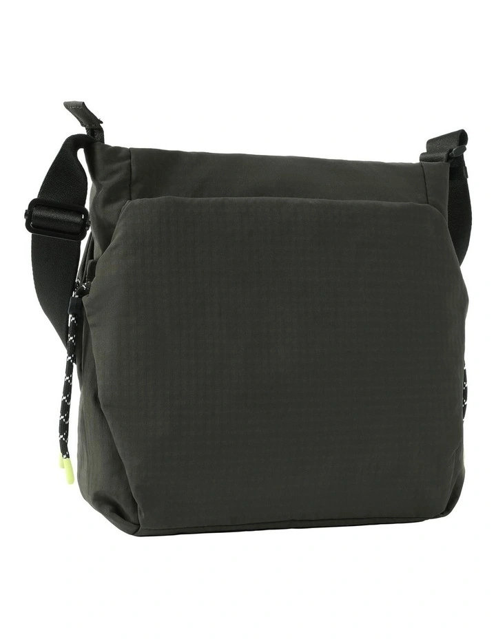 Makoto Square Crossbody Bag in Green image 3