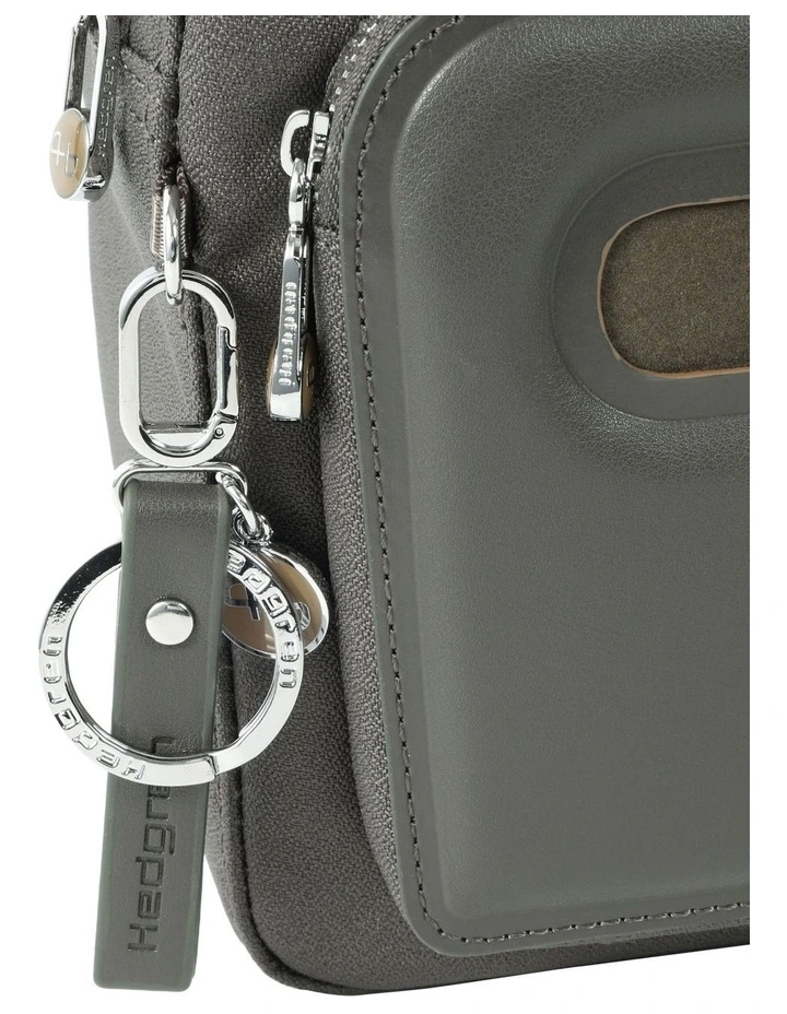 Espresso Crossbody Bag in Green image 4