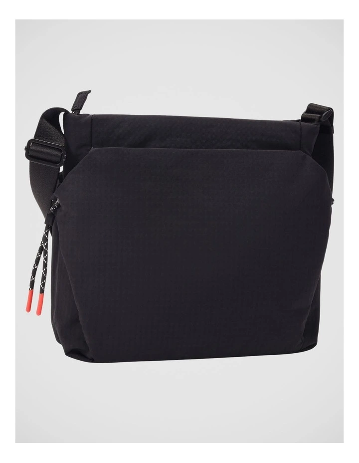 Makoto Crossbody Bag in Black image 3