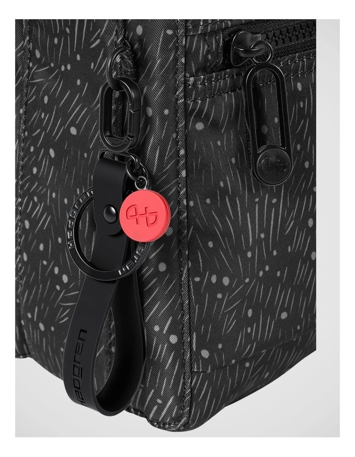 Orva Crossbody Bag in Black image 4