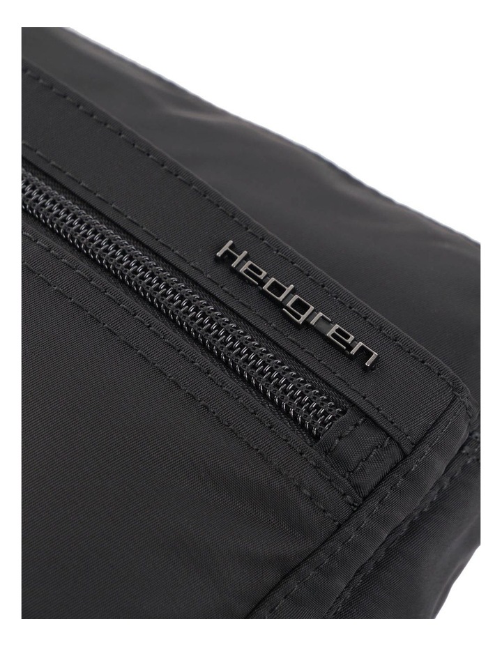 hedgren eye m crossbody bag