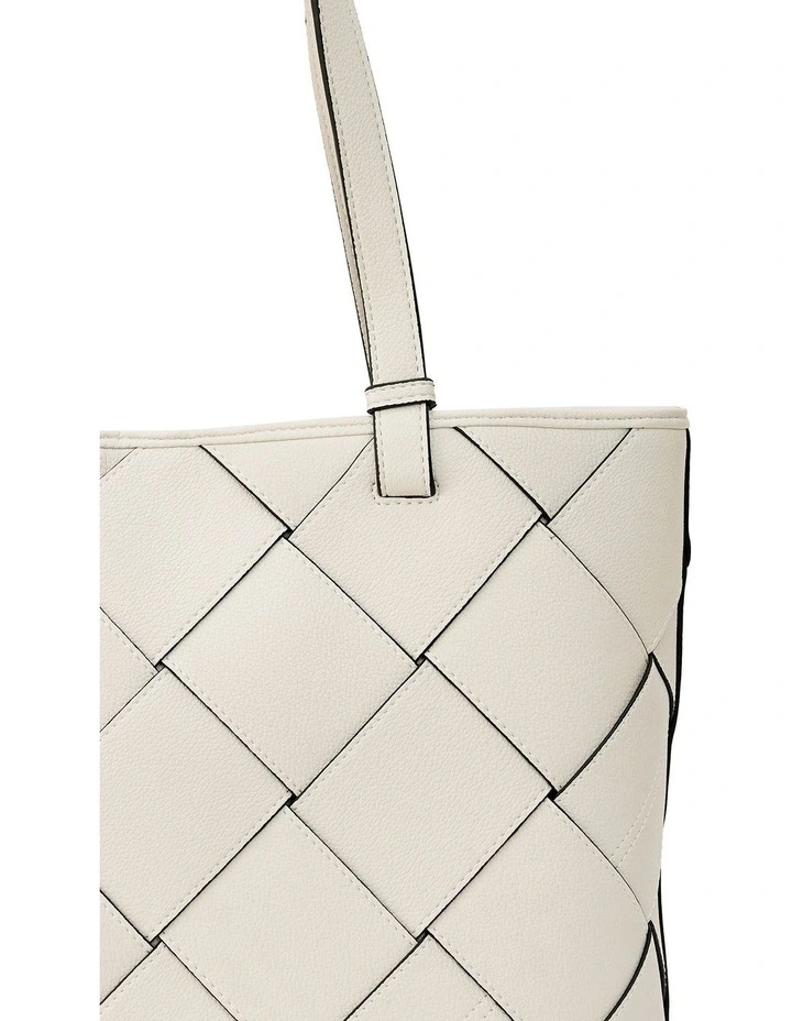 Hallie Tote Bag in Cream image 4