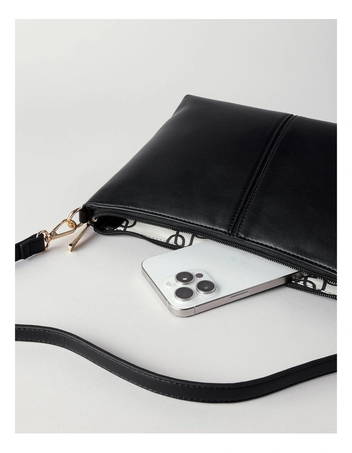 Dianne Crossbody Bag in Black image 6
