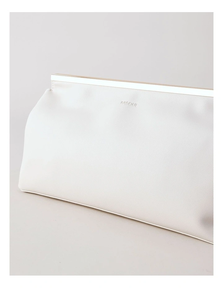 Carrie Clutch Bag in White image 2